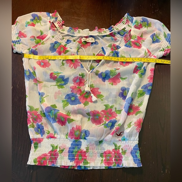 Hollister Floral Semi-Transparent Blouse - Picture 4 of 6